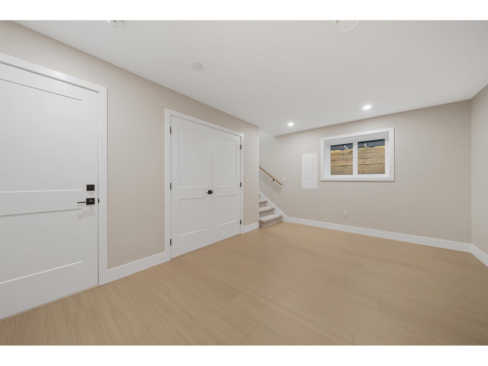 7750 196 Street Property Photo 26