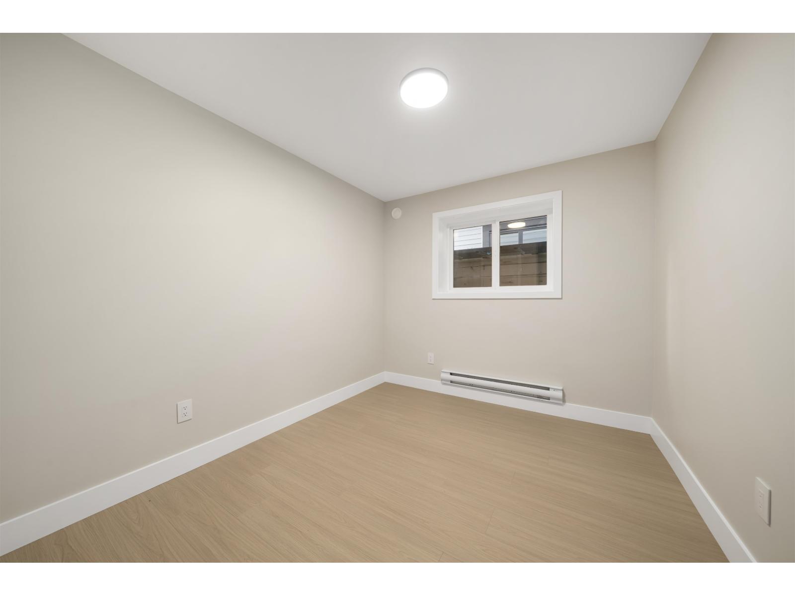 7750 196 Street Property Photo 28
