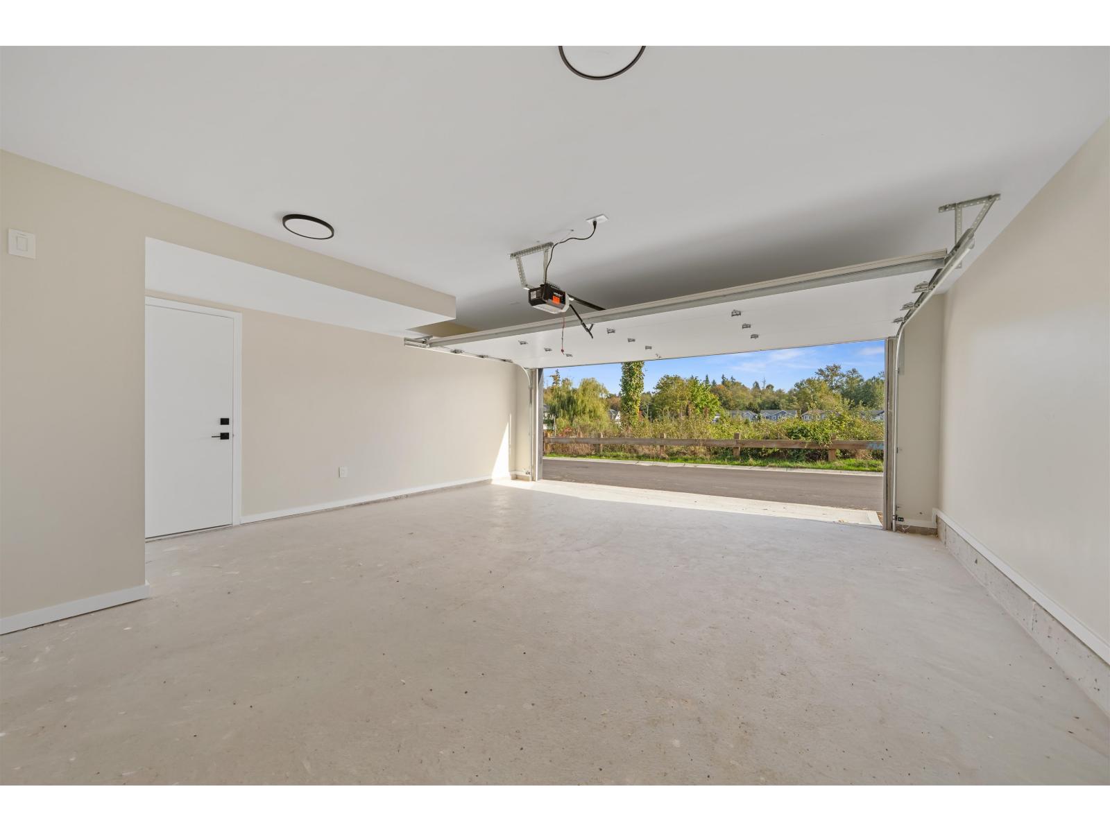 7750 196 Street Property Photo 33