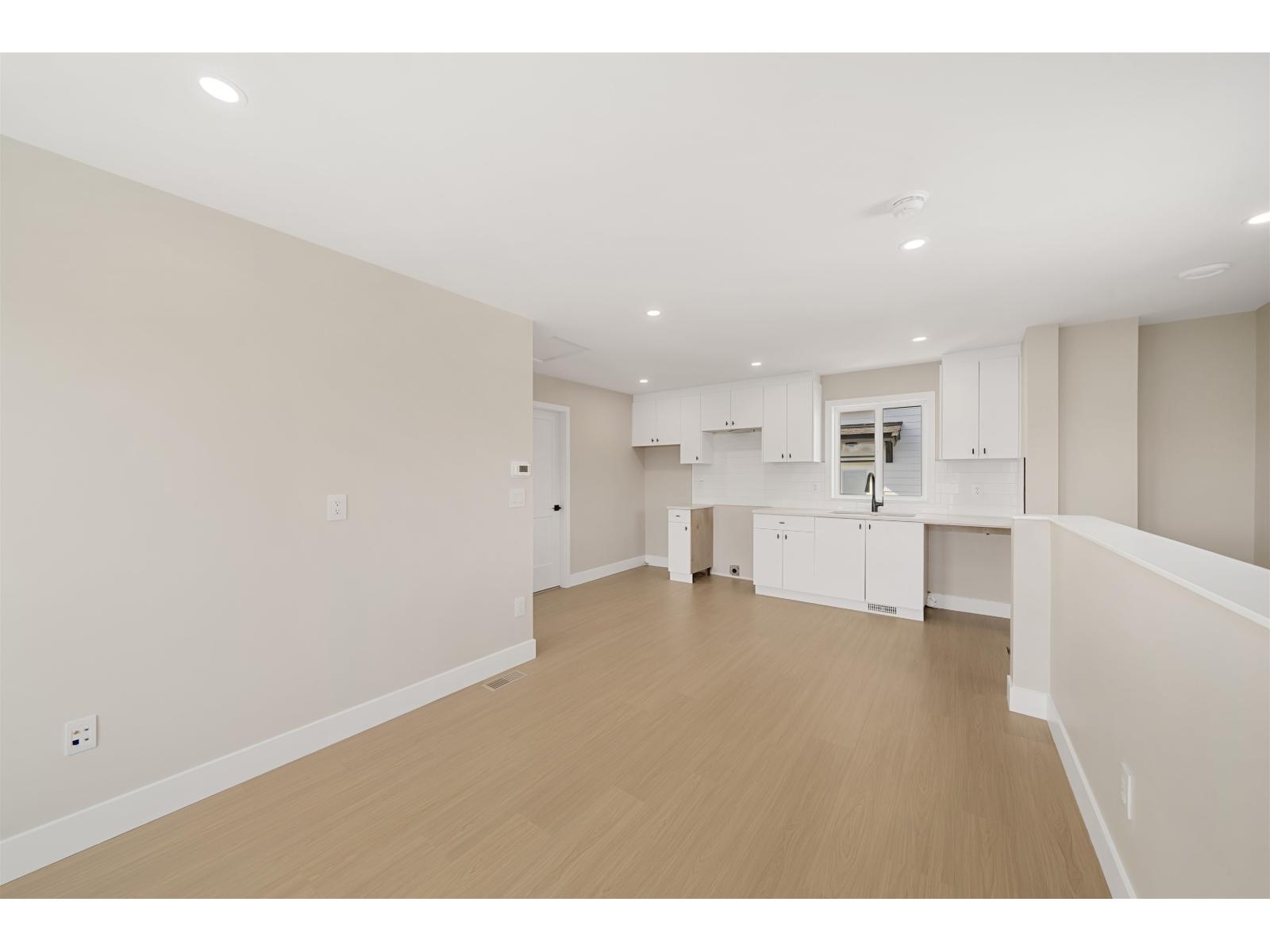 7750 196 Street Property Photo 38