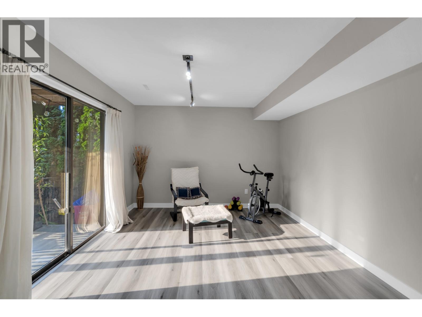 12183 234 Street Property Photo 33