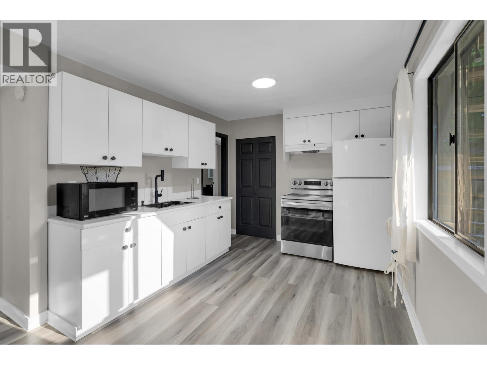 12183 234 Street Property Photo 34