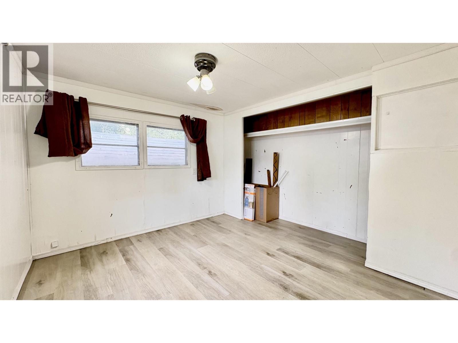 2 8474 Bunce Road Property Photo 8