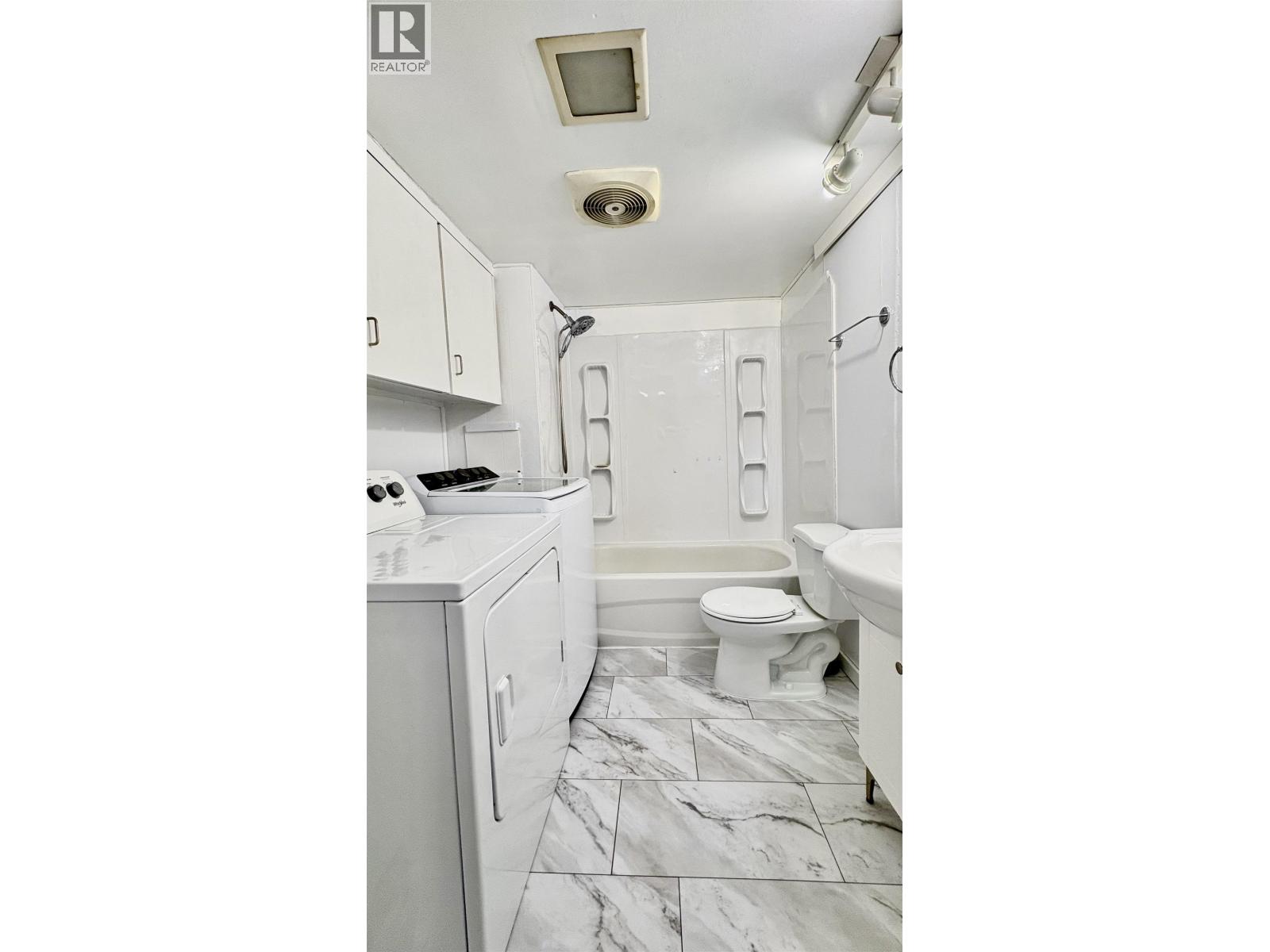 2 8474 Bunce Road Property Photo 10