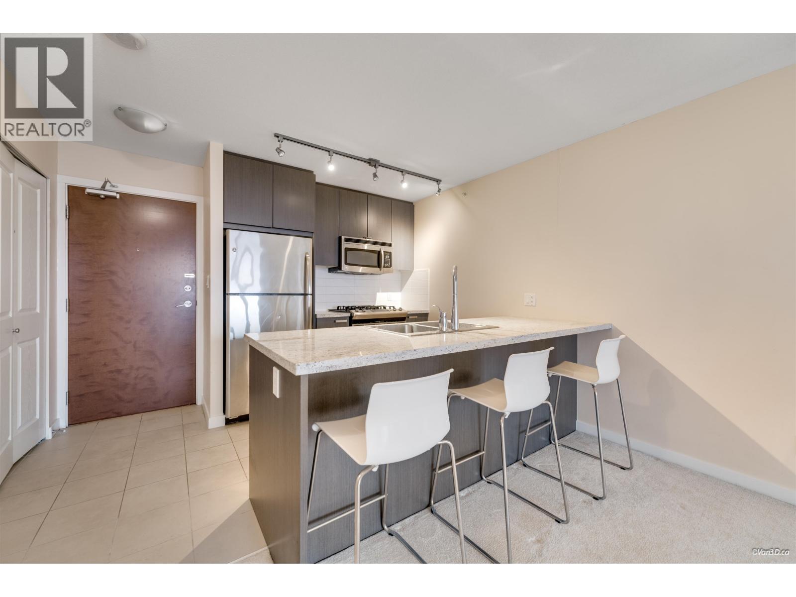 1903 6688 Arcola Street Property Photo 4