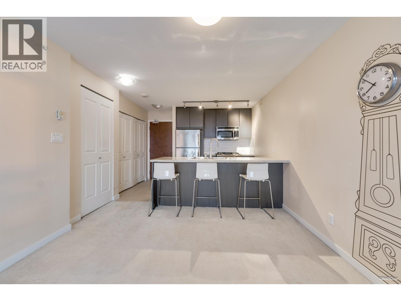 1903 6688 Arcola Street Property Photo 5