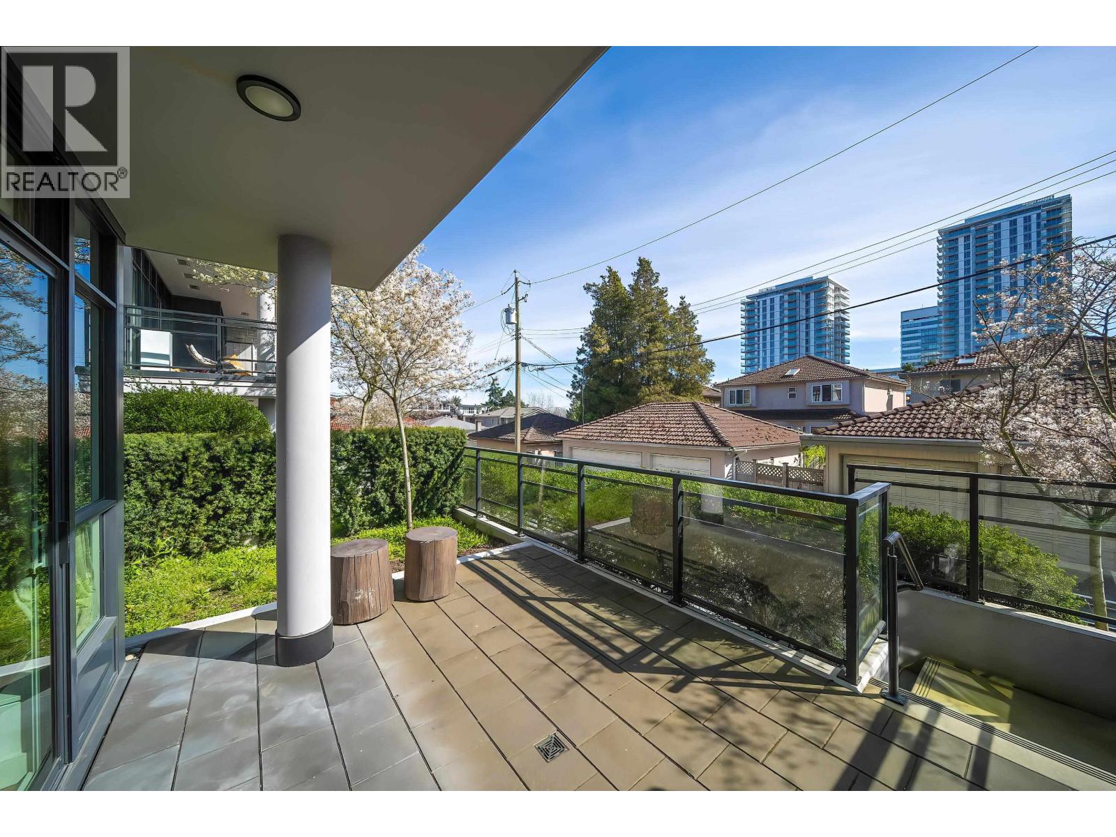 106 458 63rd Avenue Property Photo 23