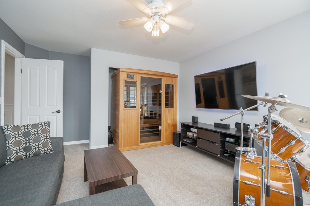 5906 190a Street Property Photo 31