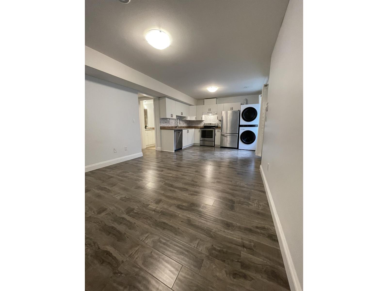 Bsmt 7333 194 STREET