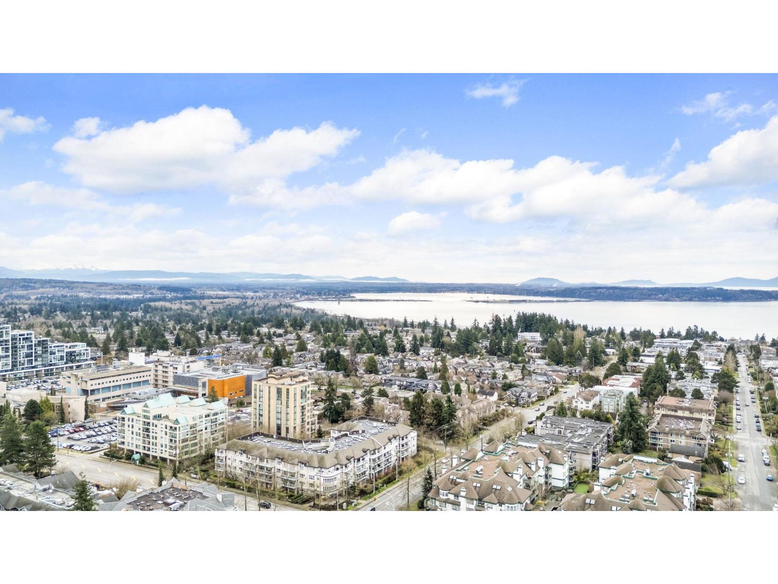 211 15353 17 Avenue Property Photo 22