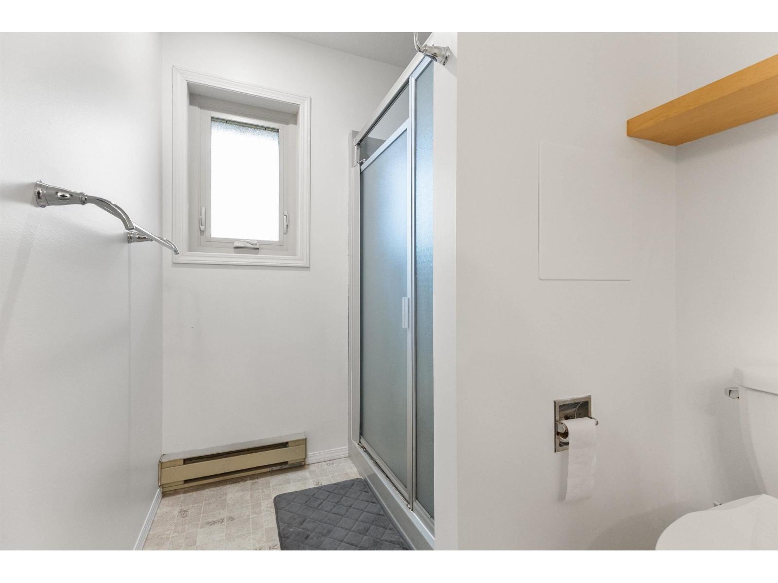 32507 Qualicum Place Property Photo 16
