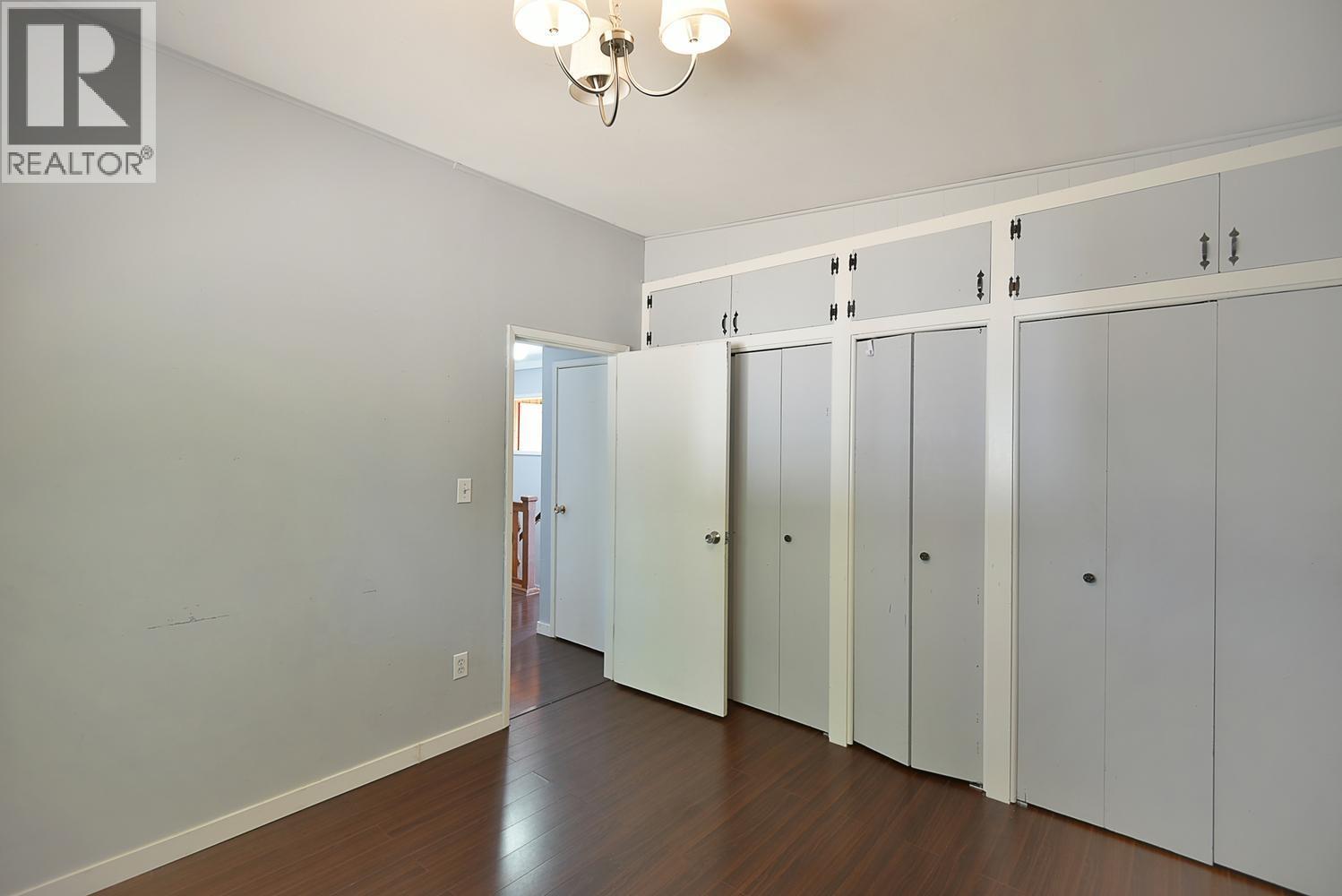 4726 Laurel Avenue Property Photo 21
