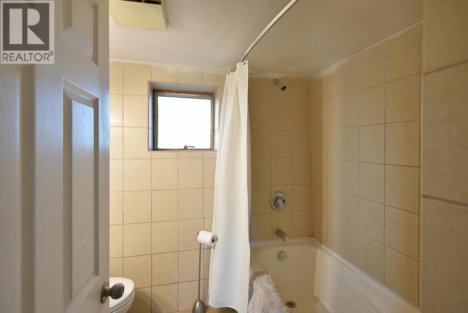 4726 Laurel Avenue Property Photo 35
