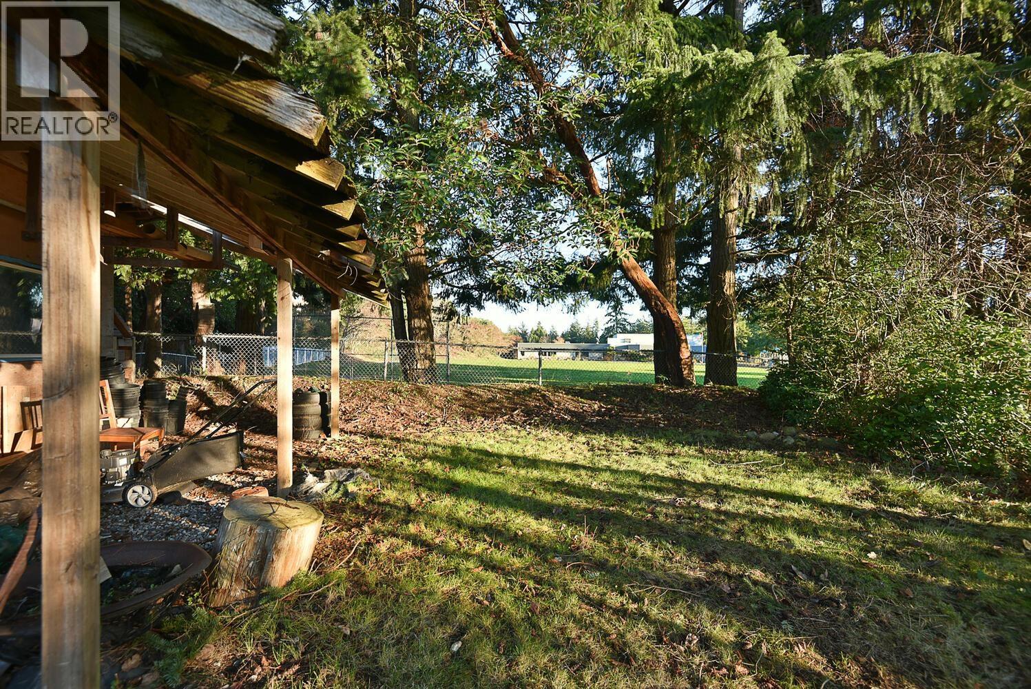 4726 Laurel Avenue Property Photo 39