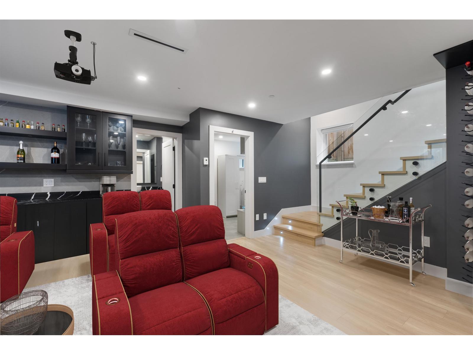 952 Parker Street Property Photo 31