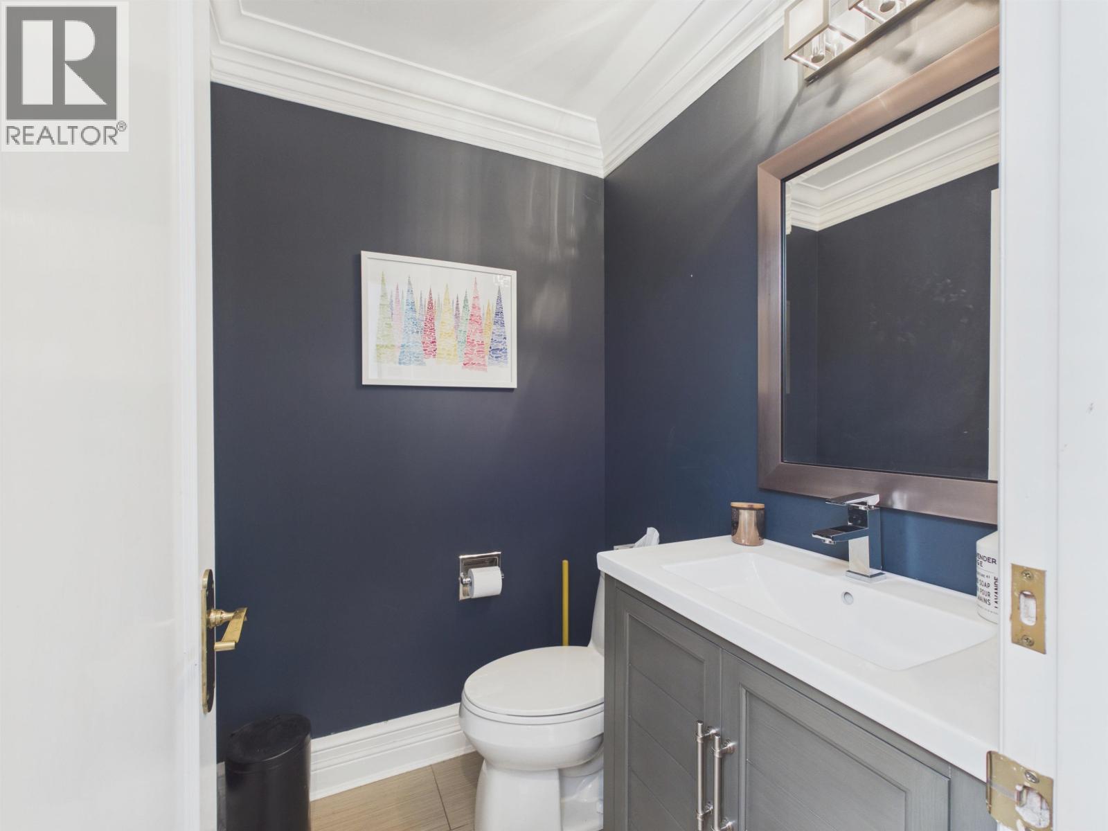 5649 Angus Drive Property Photo 14