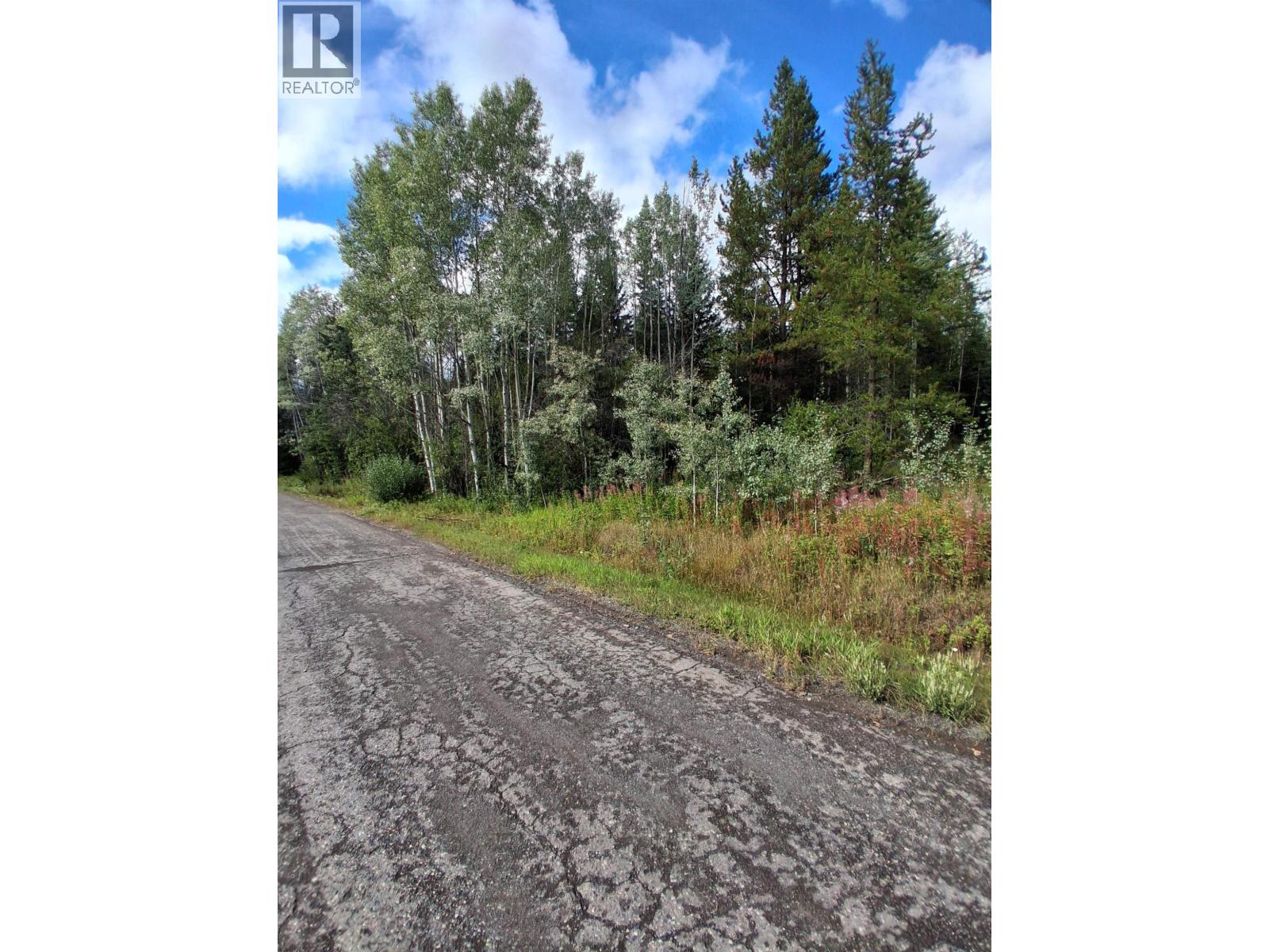 23512 Howells Road Property Photo 7