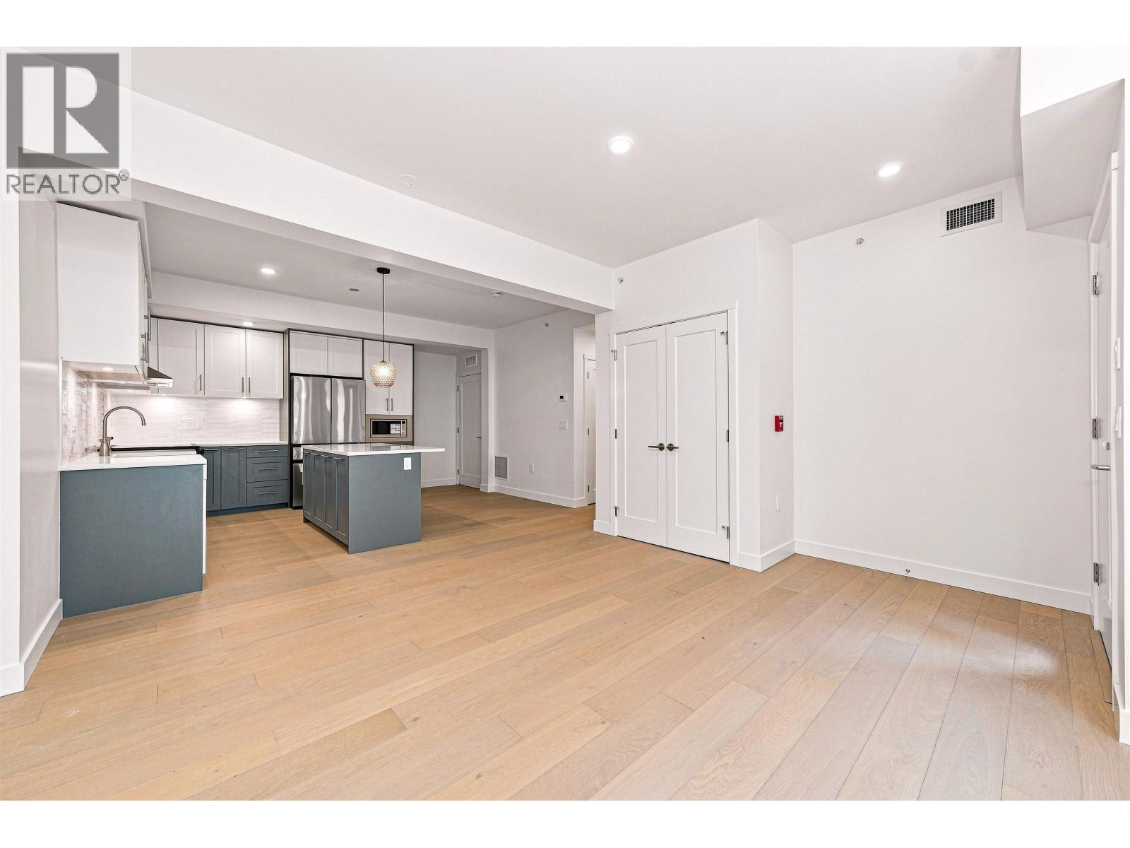 101 Cunningham Street Property Photo 11