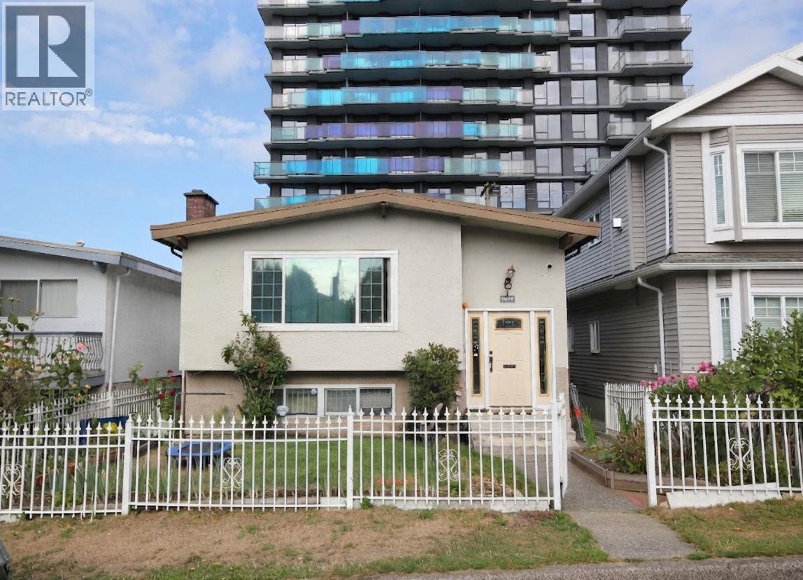5075 PAYNE STREET Property Photo 1