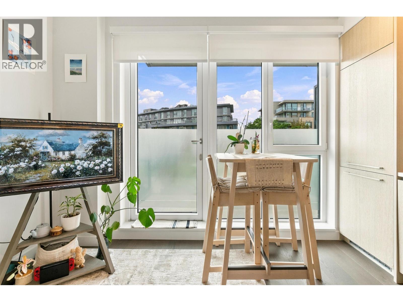 205 5168 Cambie Street Property Photo 7