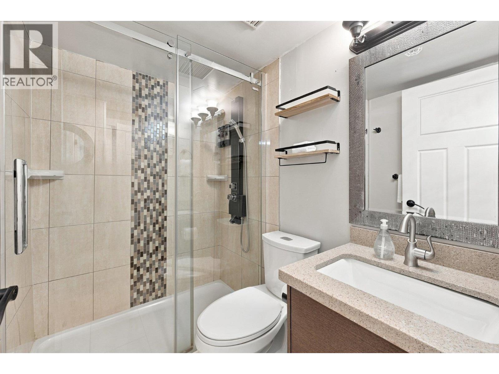324 4360 Lorimer Road Property Photo 10