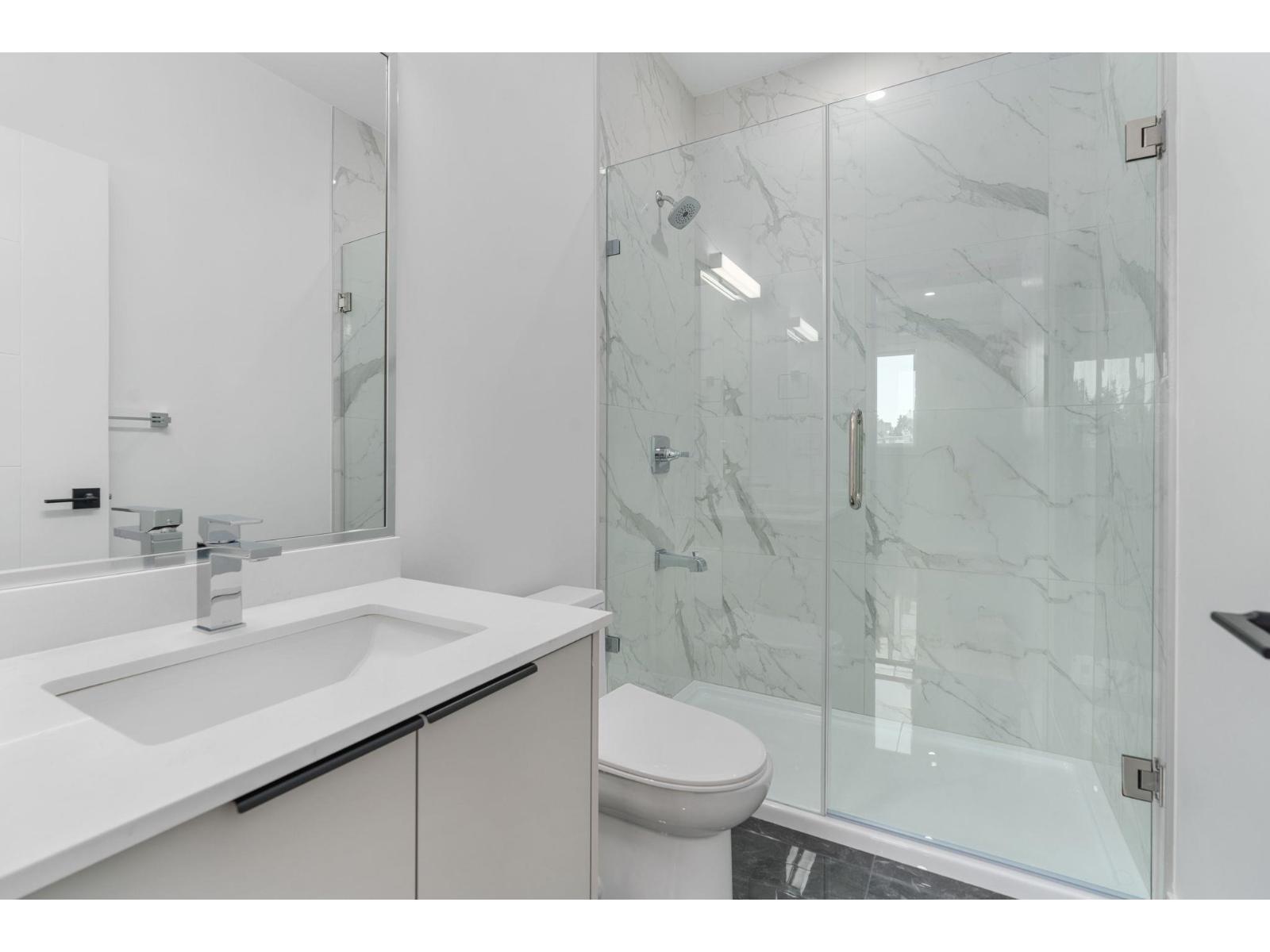 11480 92 Avenue Property Photo 21