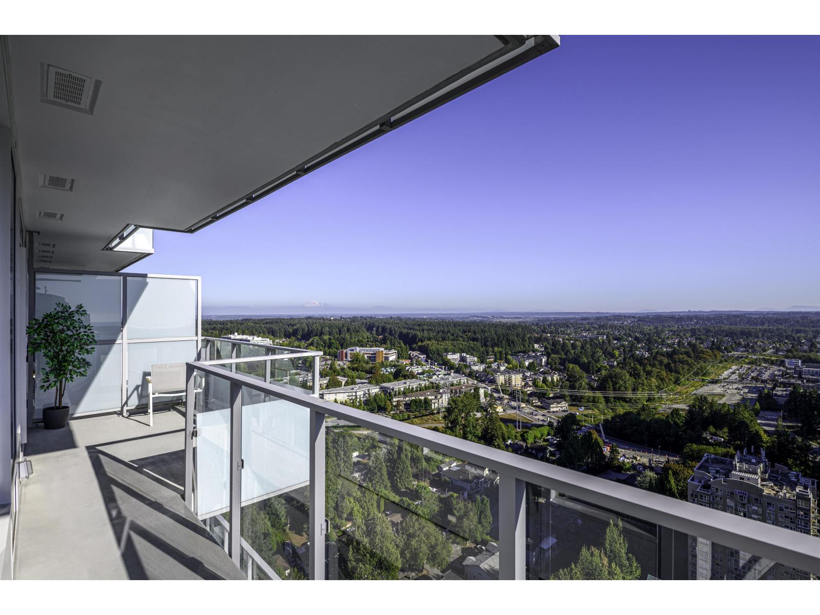 3405 13768 100 Avenue Property Photo 1