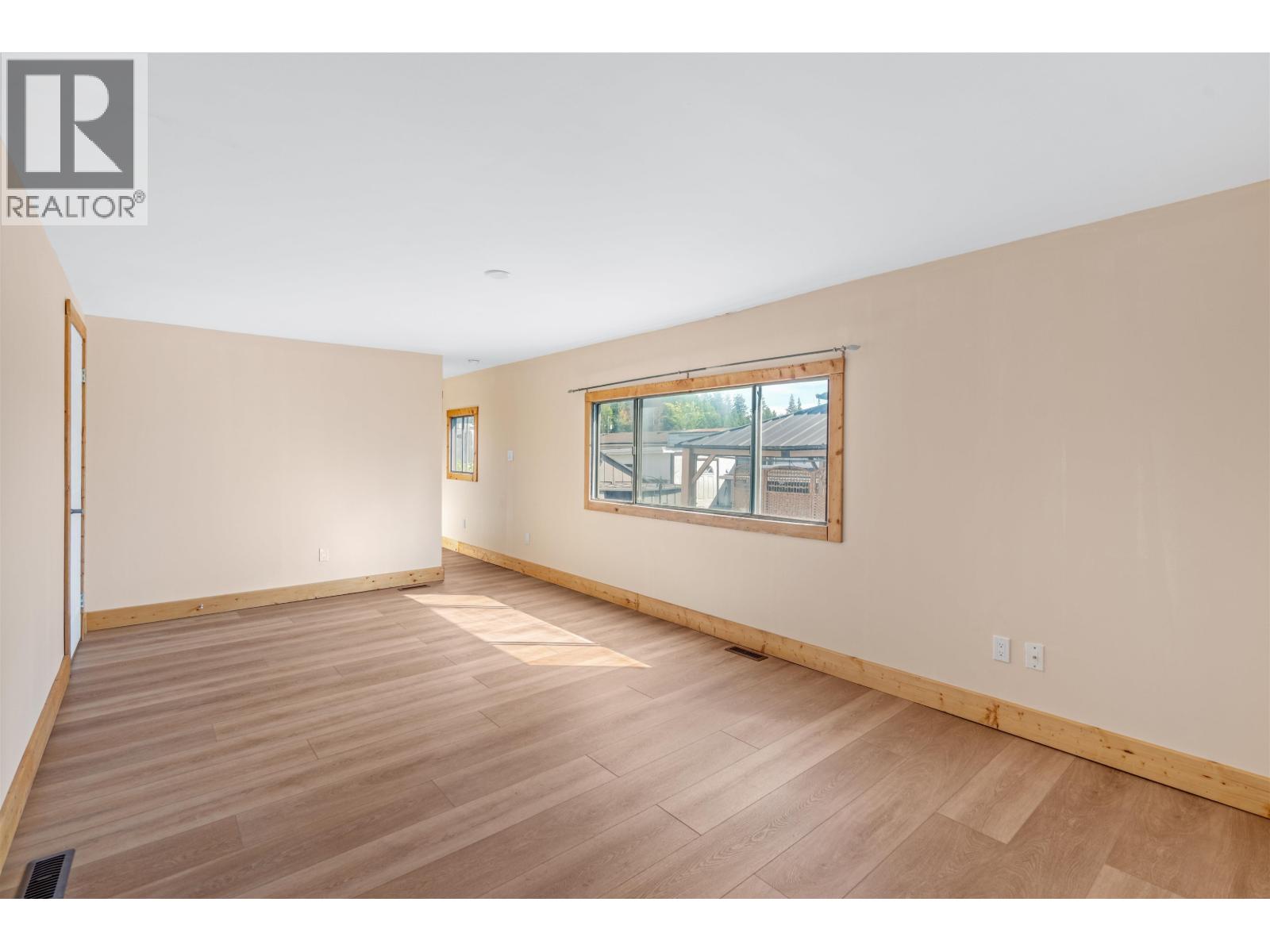 39 8680 CASTLE ROAD
