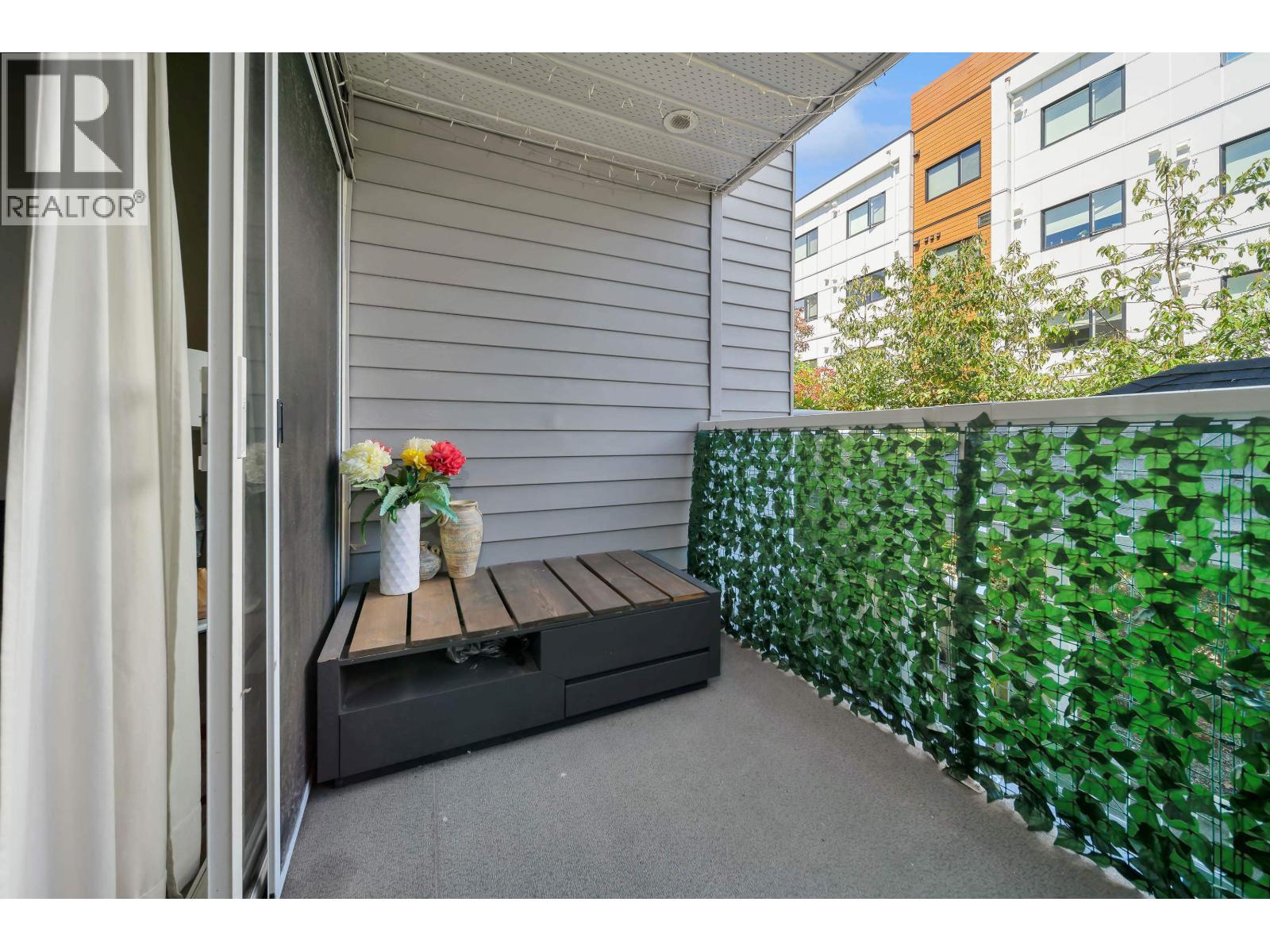 204 11671 Fraser Street Property Photo 11