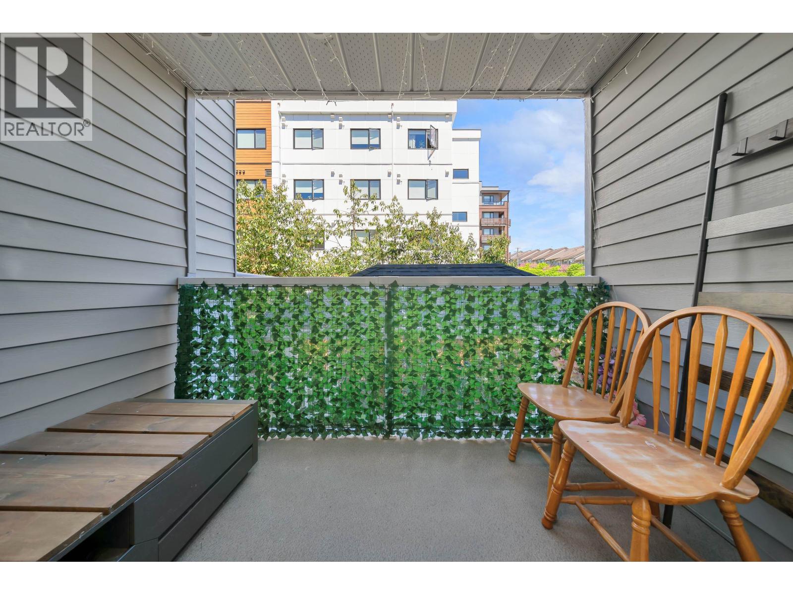 204 11671 Fraser Street Property Photo 14