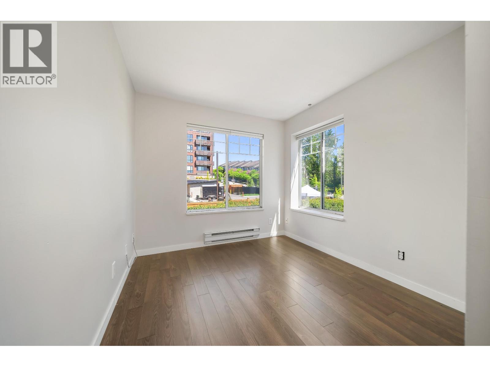 204 11671 Fraser Street Property Photo 16