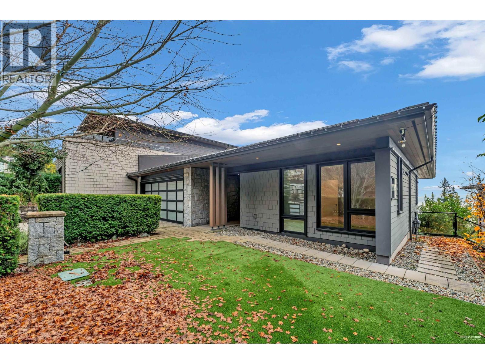 3018 Burfield Place Property Photo 1