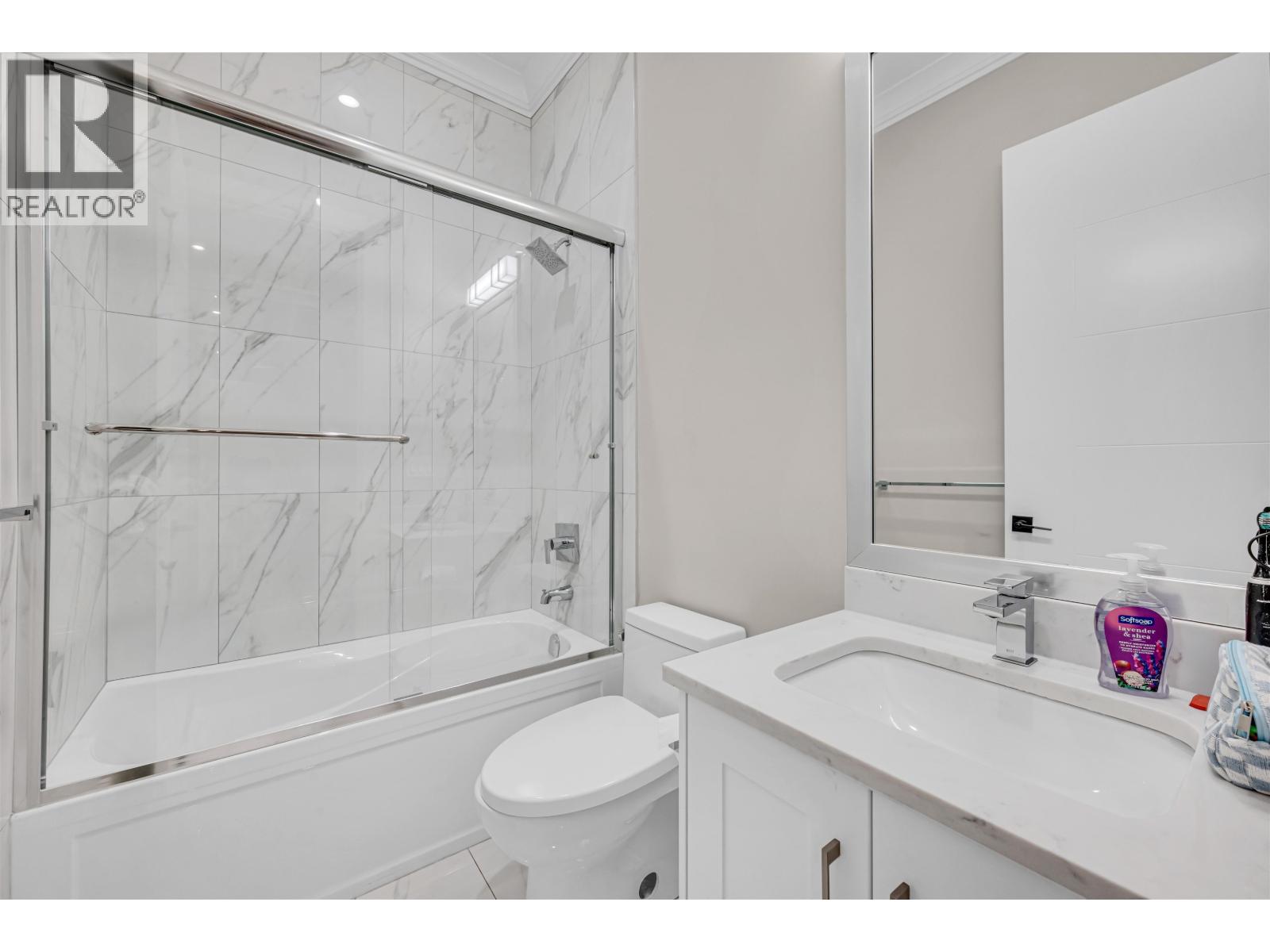 7128 Bridge Street Property Photo 13
