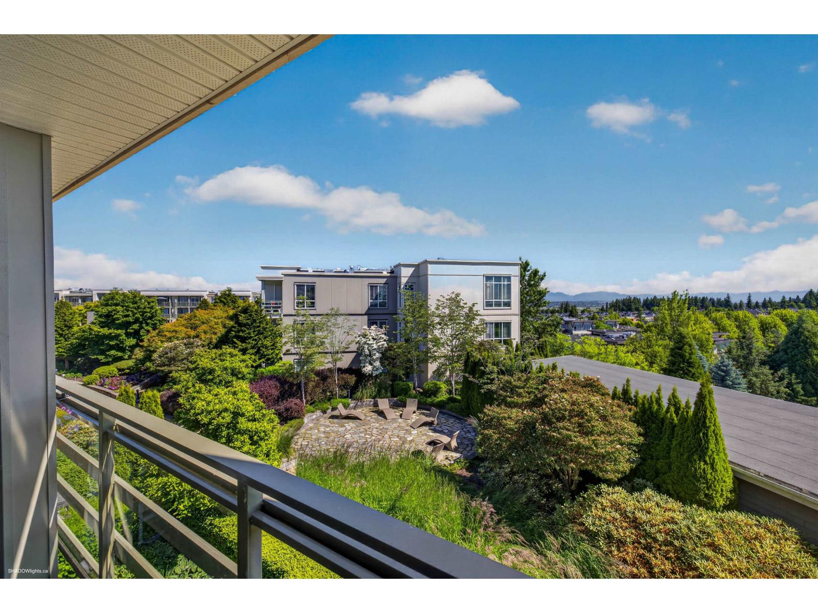 456 15850 26 Avenue Property Photo 19