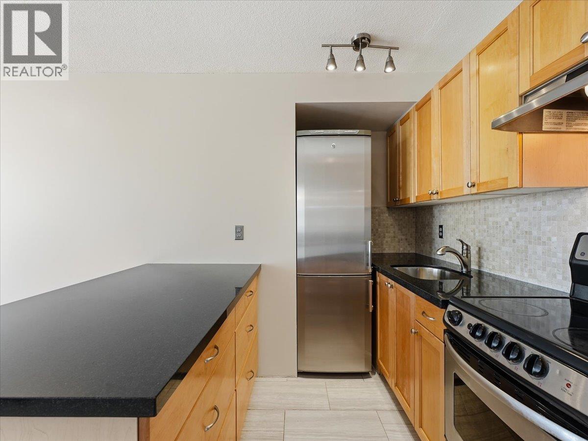 1105 1250 Burnaby Street Property Photo 6
