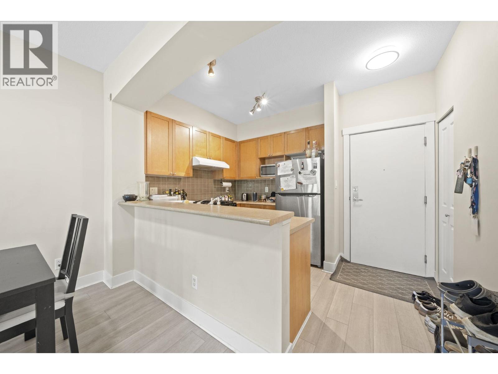 218 2280 Wesbrook Mall Property Photo 8