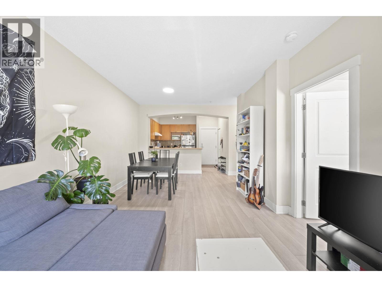 218 2280 Wesbrook Mall Property Photo 13