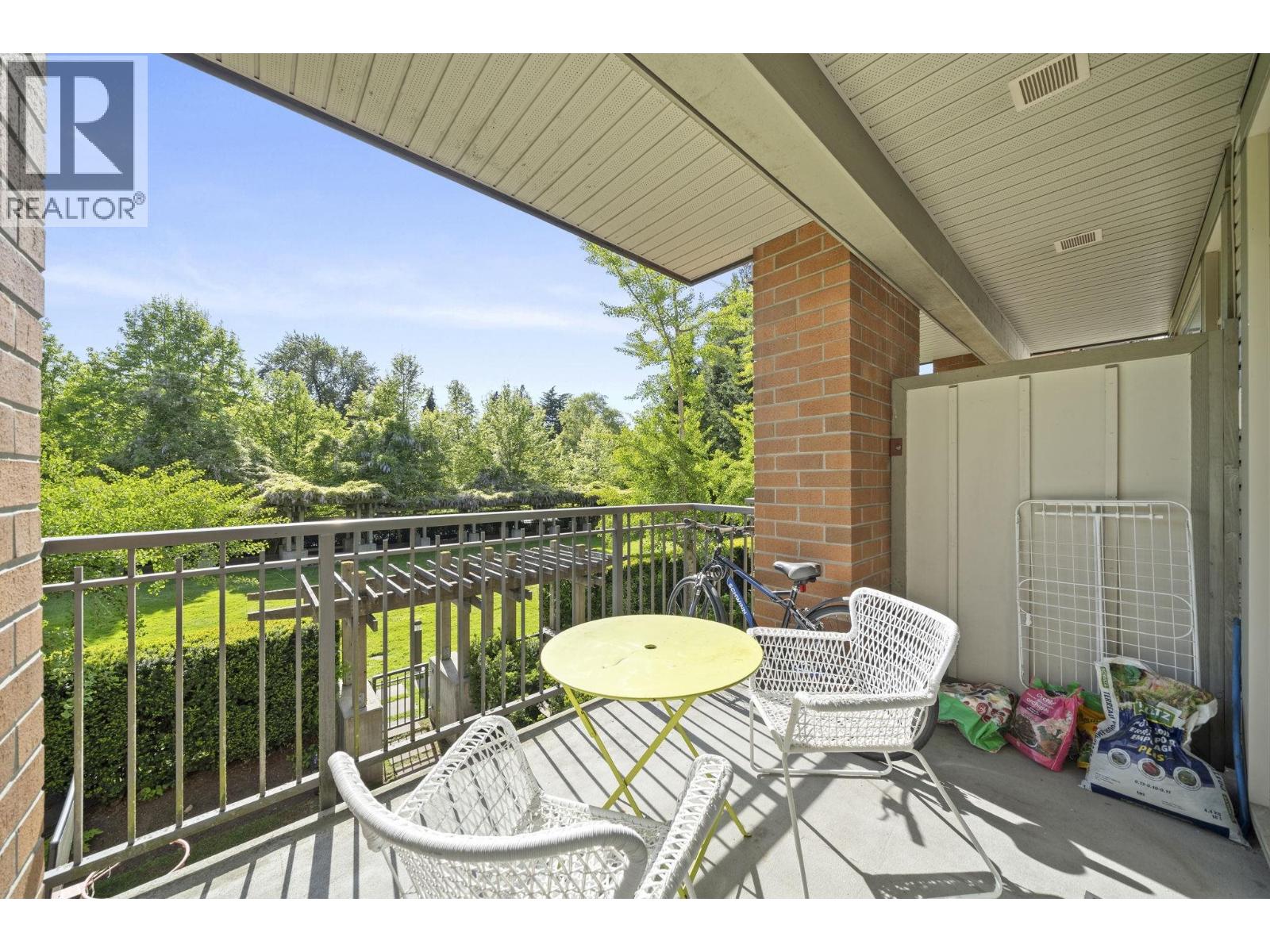 218 2280 Wesbrook Mall Property Photo 23