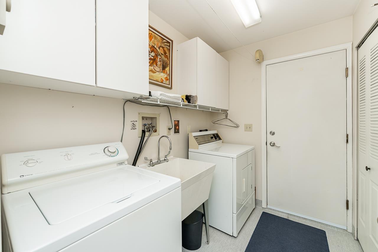 4 9727 152b Street Property Photo 20