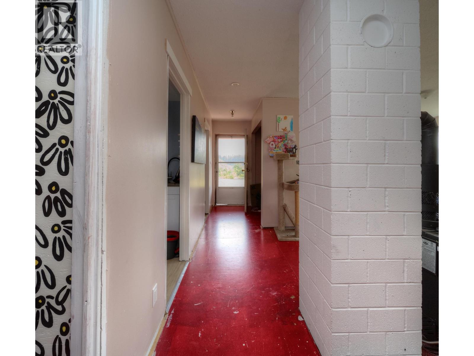 2211 Doyle Road Property Photo 12
