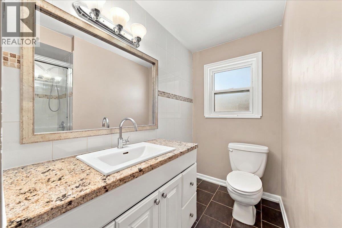 1617 Stella Place Property Photo 11