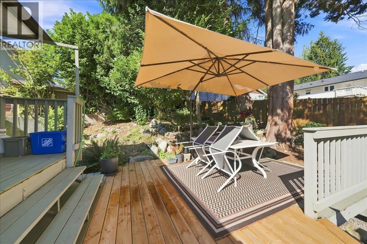 1617 Stella Place Property Photo 19