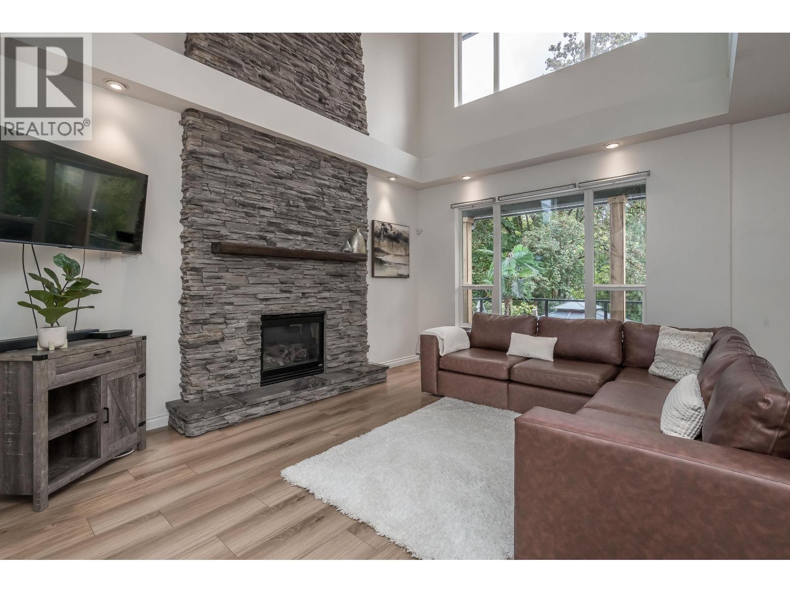 24128 HILL AVENUE Property Photo 1