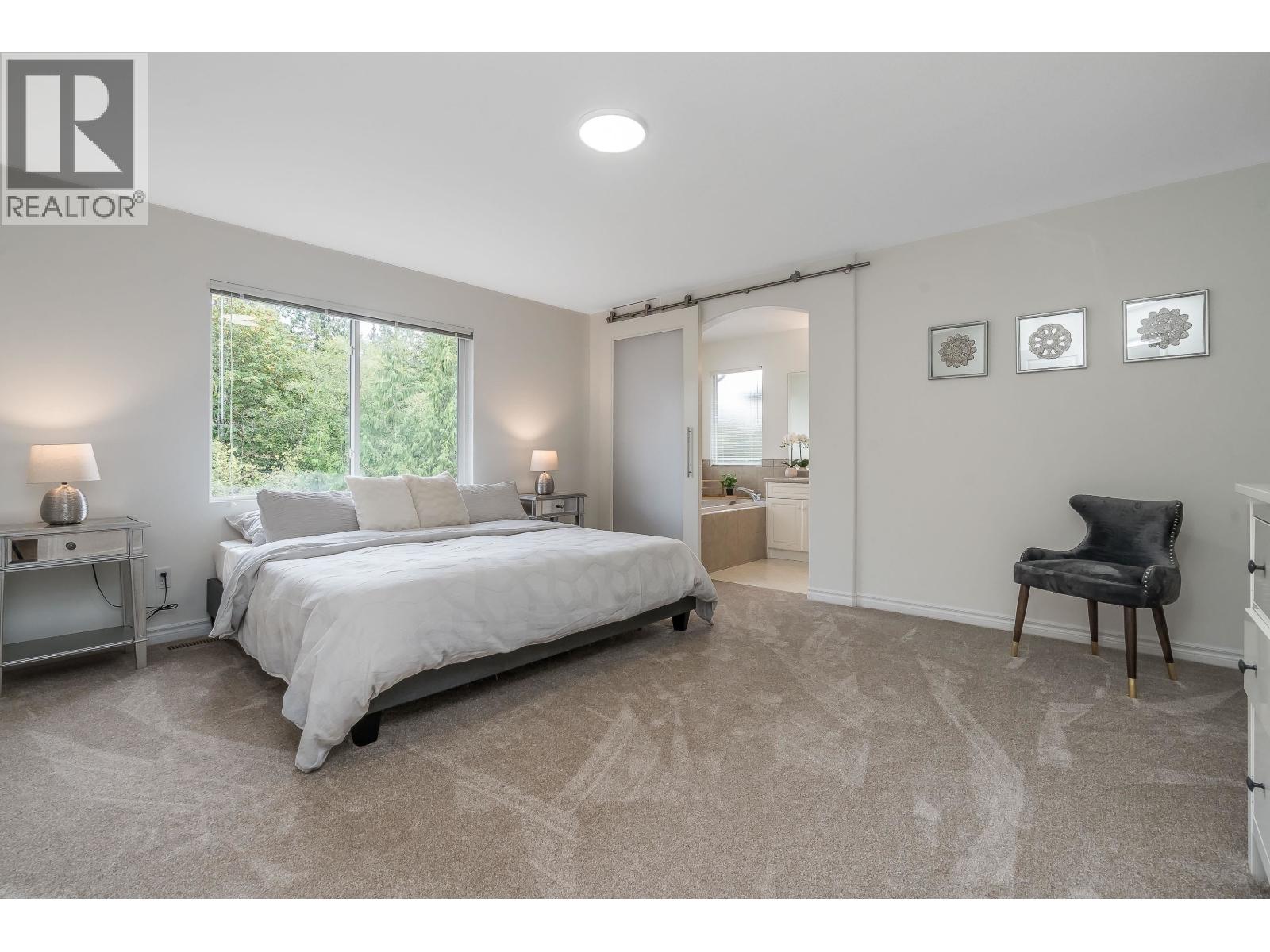24128 Hill Avenue Property Photo 17