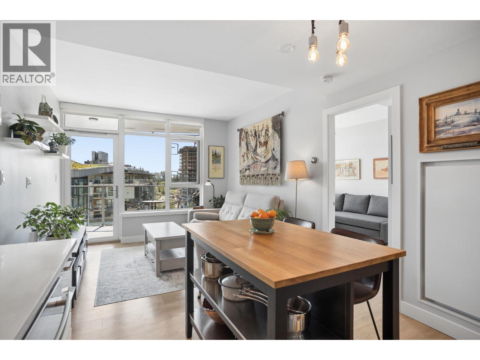 607 8538 River District Crossing Property Photo 1