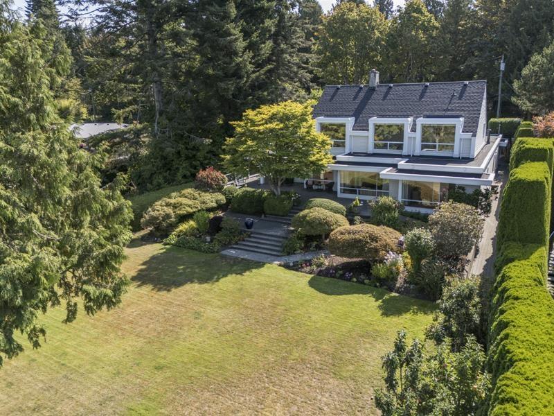 2547 Crescent Drive Photo de la propriété 1