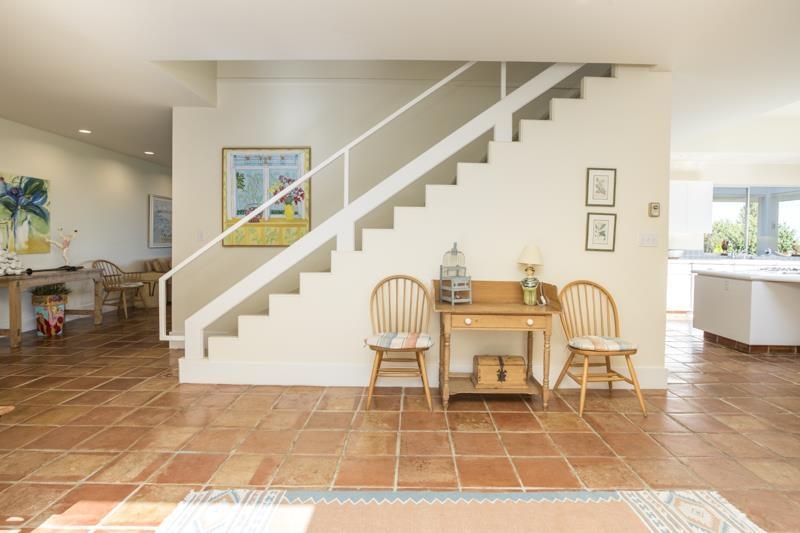 2547 Crescent Drive Property Photo 8