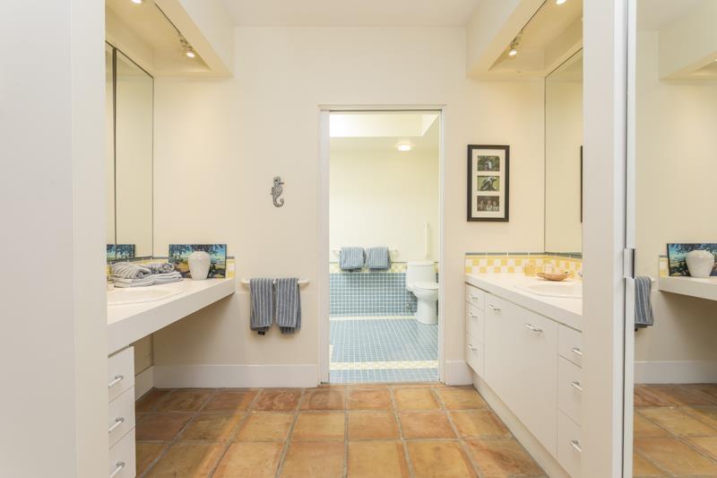 2547 Crescent Drive Property Photo 21