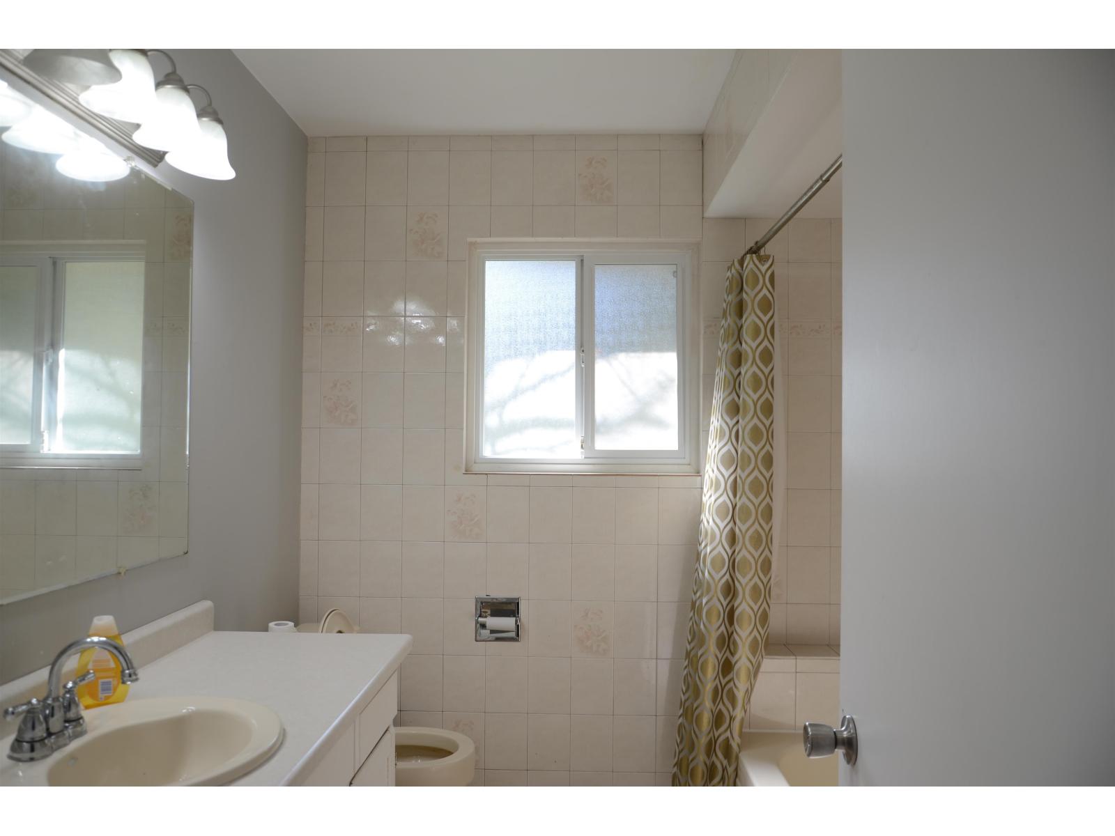 6759 Carncross Crescent Property Photo 19