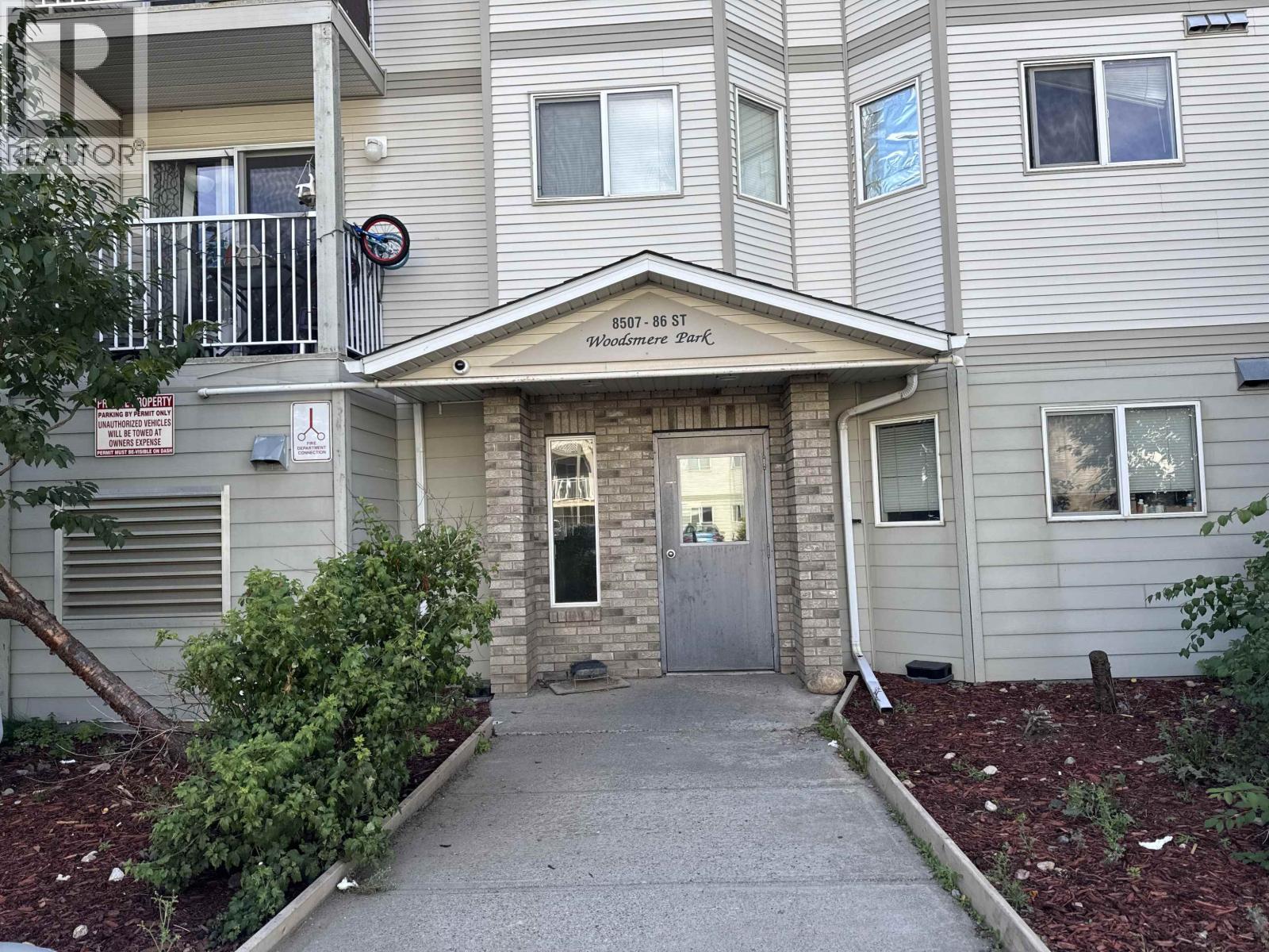 406 8507 86 Street Property Photo 1